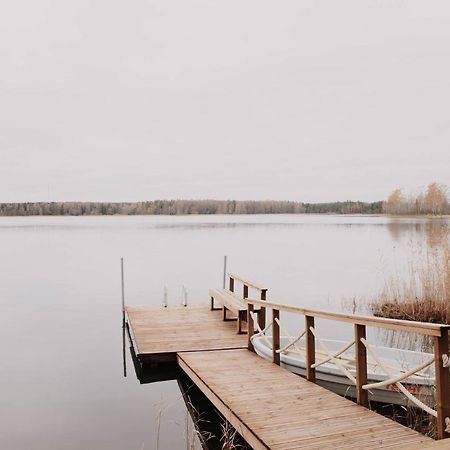 Villa Varis Kirkkonummi Bagian luar foto